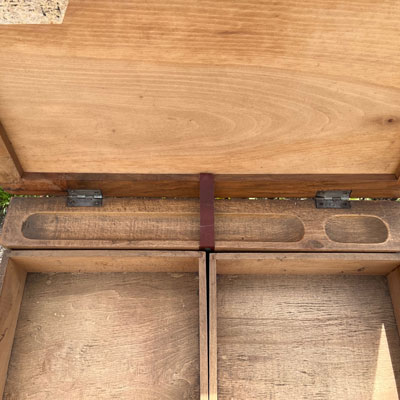 travailleuse_ancienne_depliable_en_bois