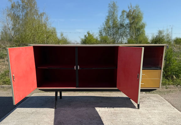 buffet_formica_annees60