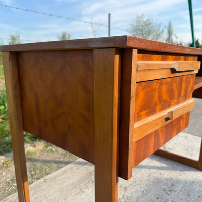 bureau_petit_modele_vintage