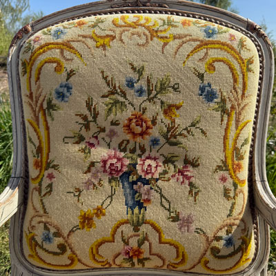 fauteuil_style_louisXV_tissu_fleuri