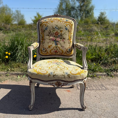 fauteuil_tapisserie_jaune_LouisXV