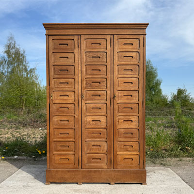 meuble_notaire_ancien_3portes