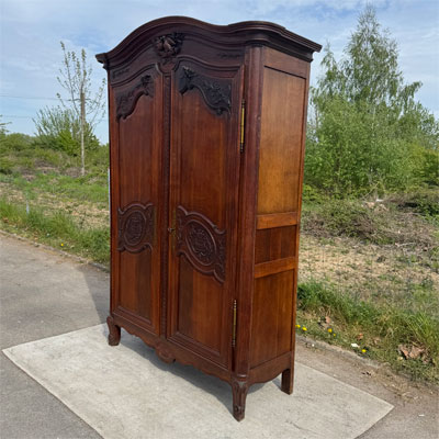 armoire_de_mariage_chene_massif_ancienne
