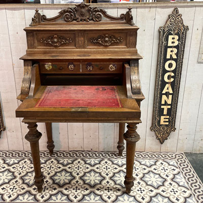 secretaire_ancien