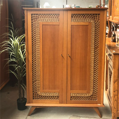 armoire_vintage_bois_rotin