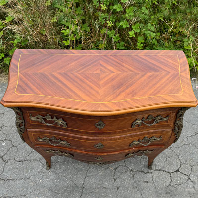 commode_3tiroirs_style_LouisXV