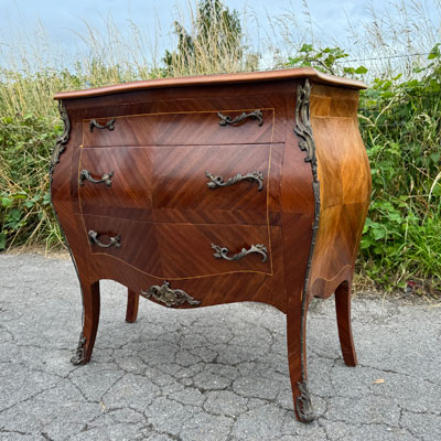 petite_commode_style_LouisXV