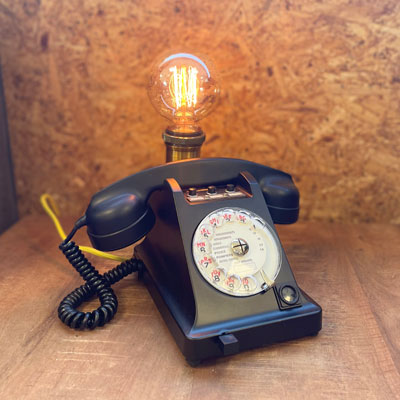 lampe_telephone_ancien