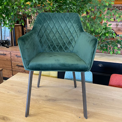 fauteuil_table_velours_vert